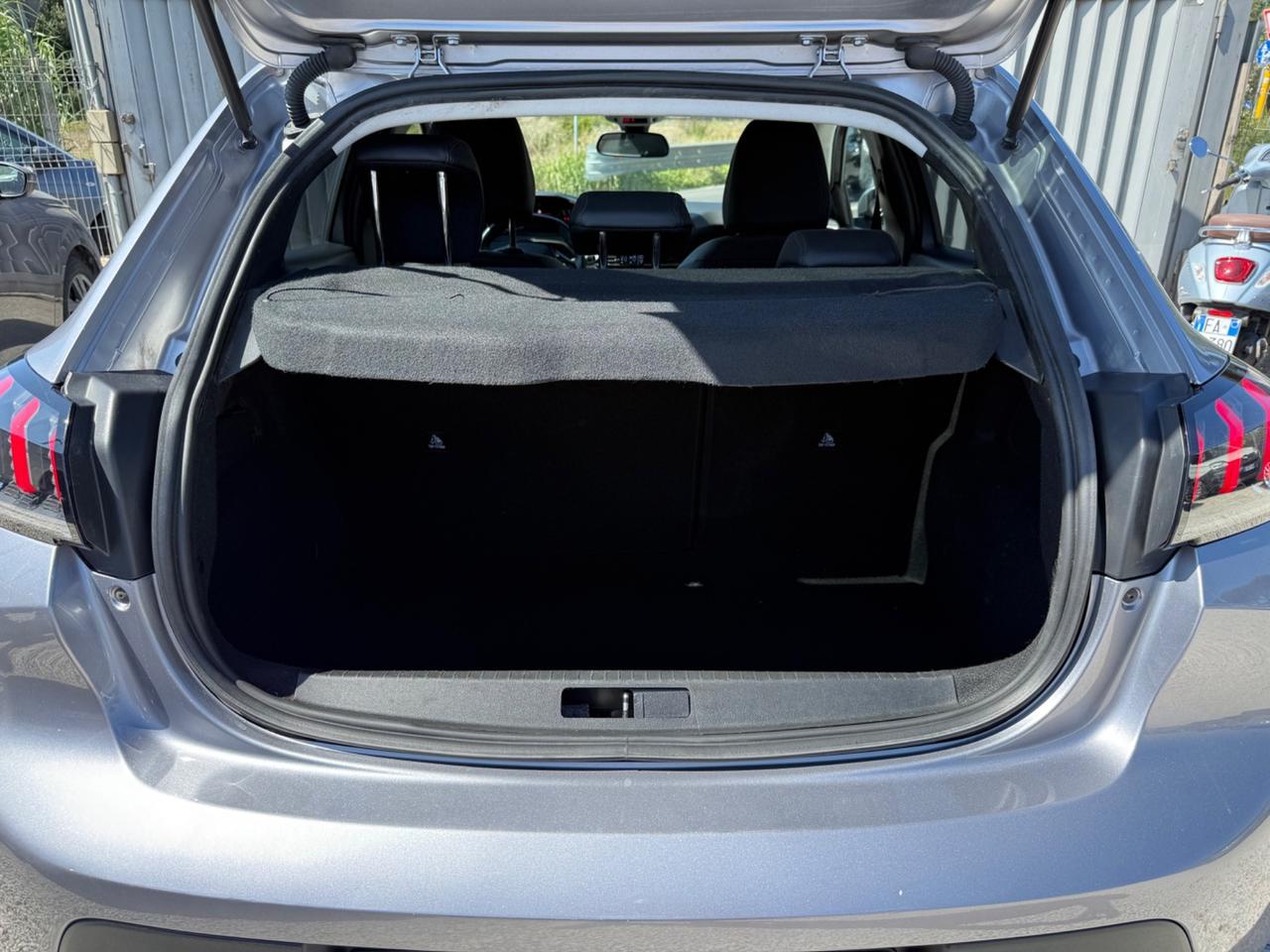 Peugeot 208 PureTech 100 Stop&Start 5 porte Allure Navi Pack