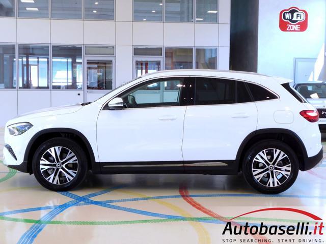 MERCEDES-BENZ GLA 180 AUTOMATIC 7G-DCT ADVANCED PROGRESSIVE 136CV