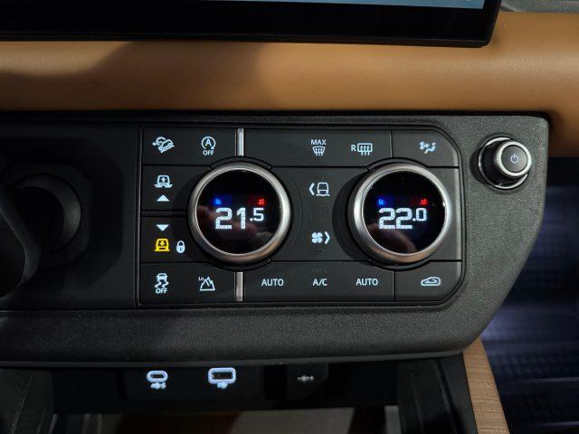 LAND ROVER Defender 110 3.0D I6 300 CV AWD AUTO X *7 POSTI*UNIPROP*
