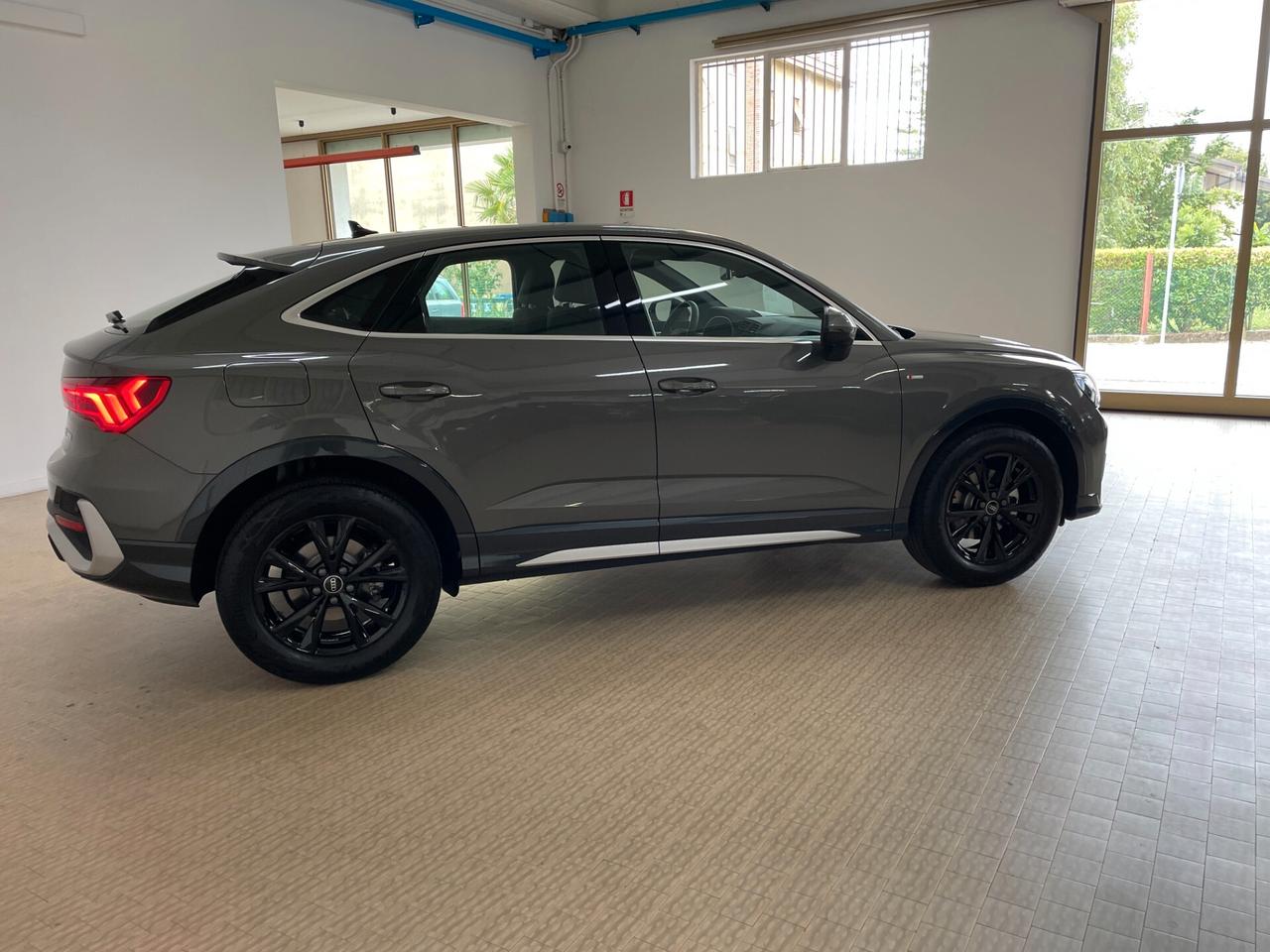 Audi Q3 SPB 35TDI S tronic S line Km0