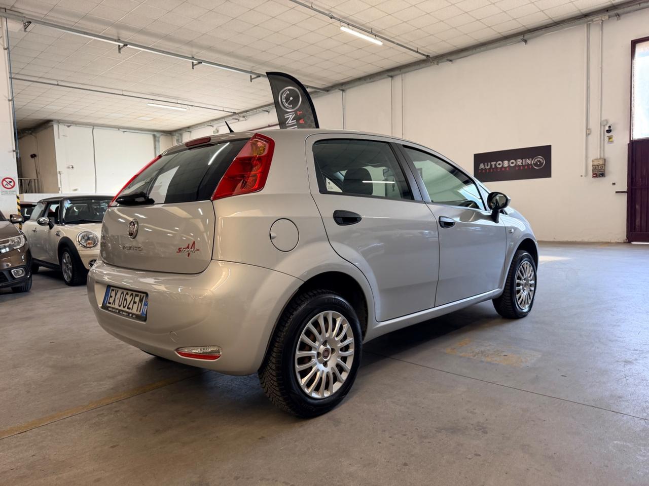 Fiat Punto 1.4 8V 5 porte Natural Power Street