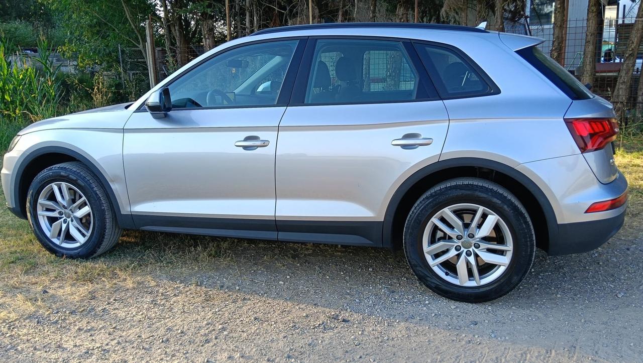 Audi Q5 2.0 TDI quattro S tronic line plus
