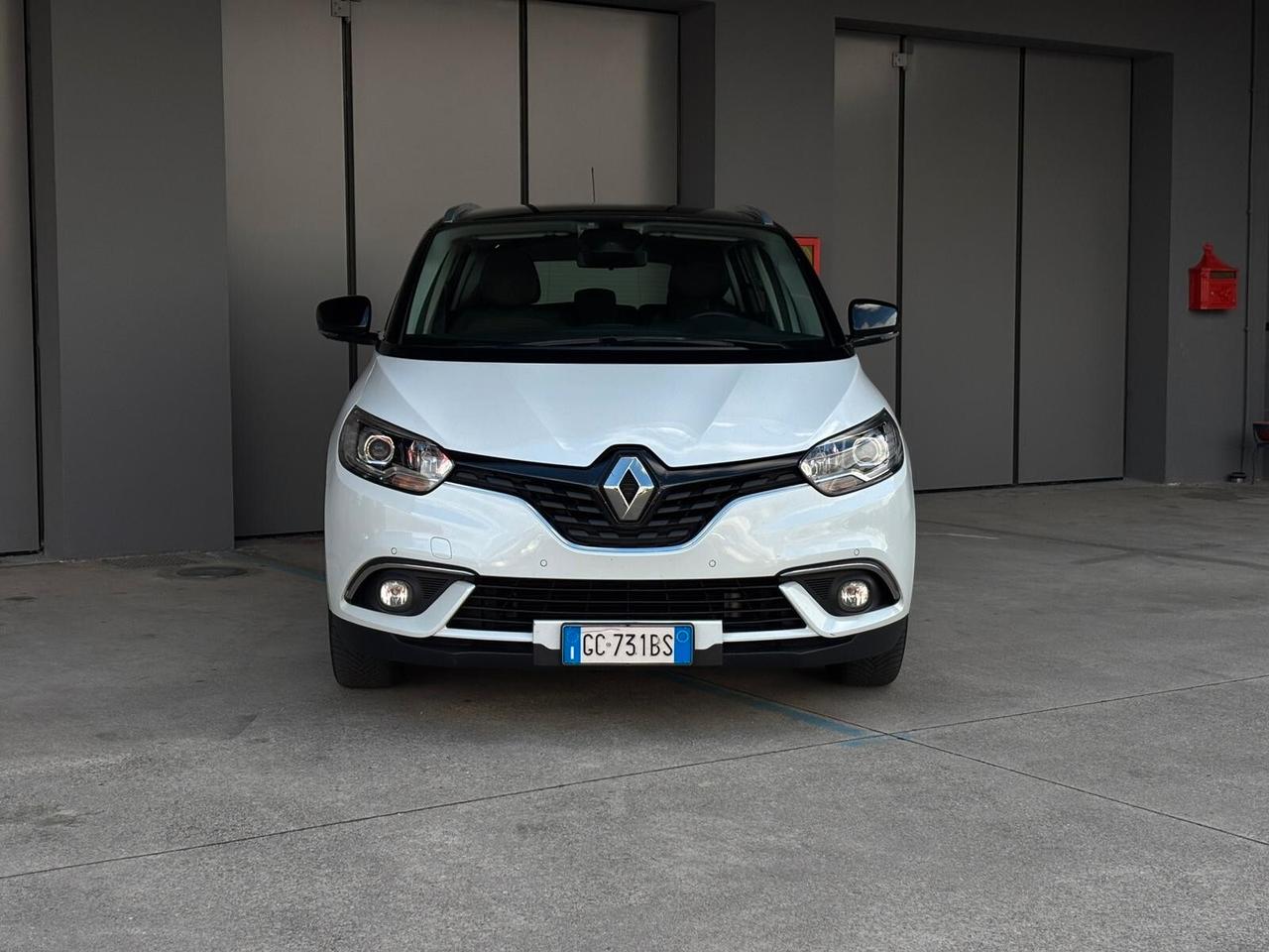 Renault Grand Scenic Blue dCi 150 CV Sport Edition2
