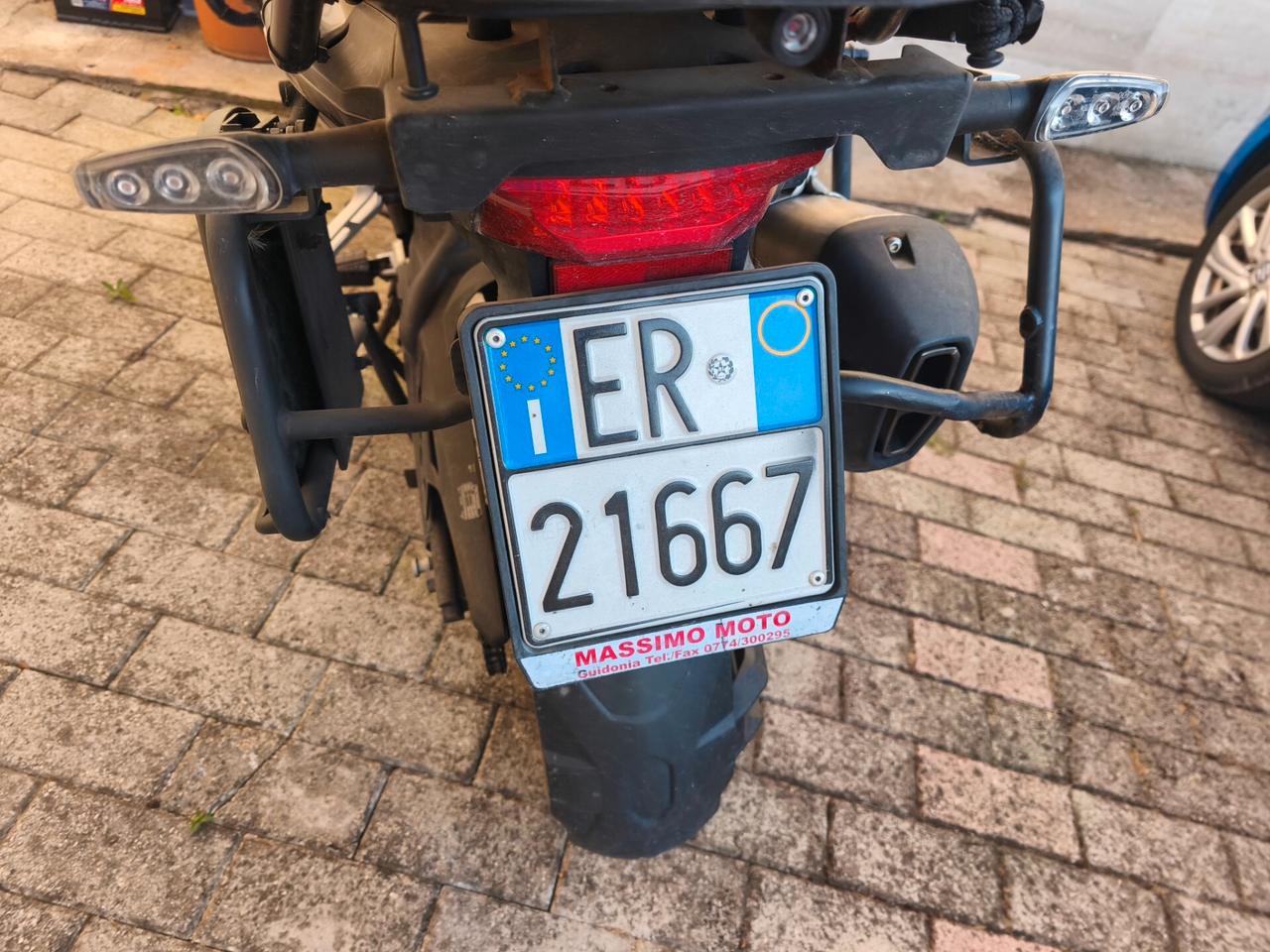 Benelli TRK 502