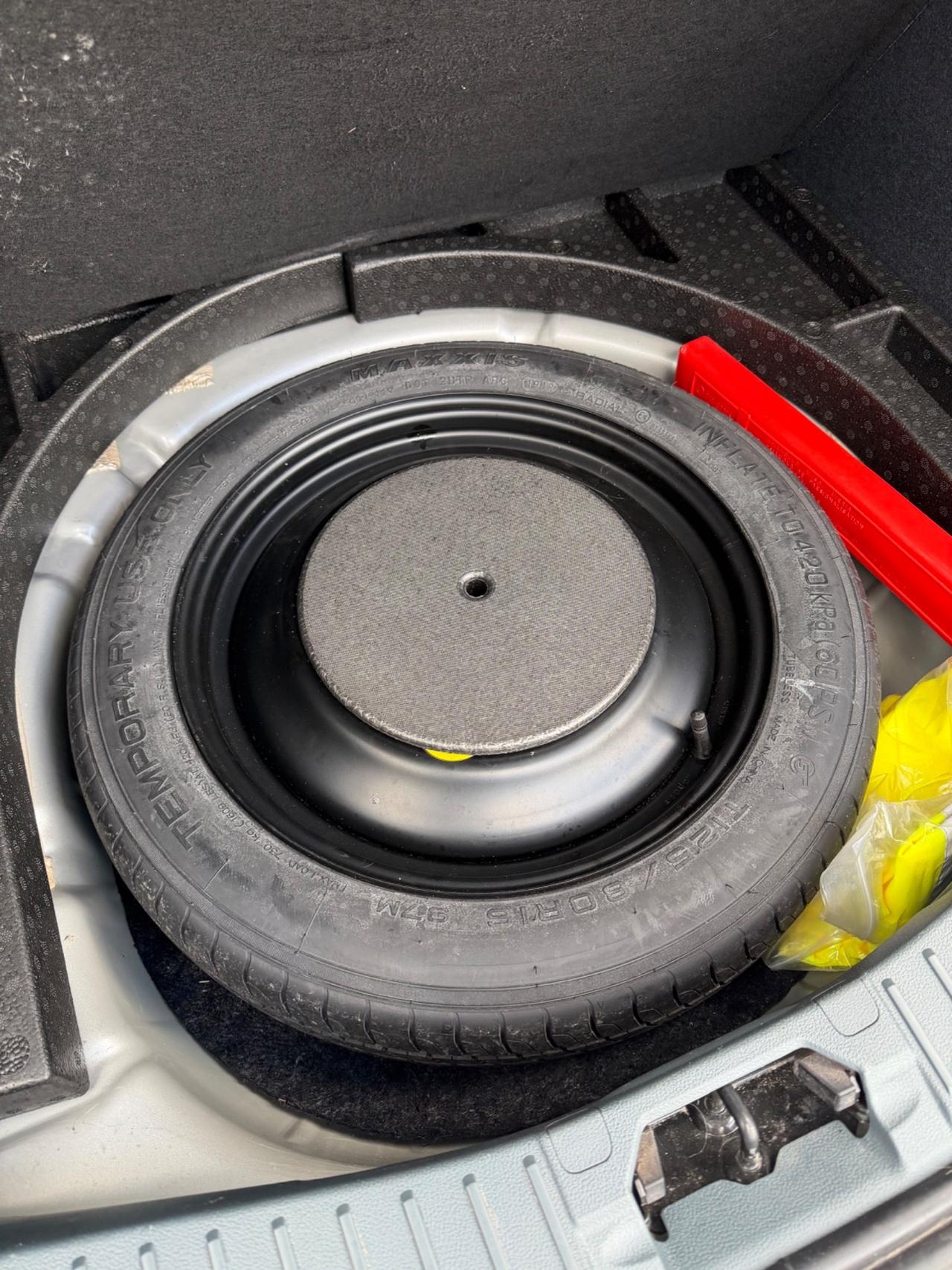 Ford C-Max 1.6 TDCi 115CV Titanium gancio traino