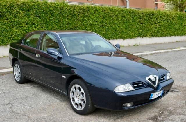 Alfa Romeo 166 2.0i V6 turbo cat Super