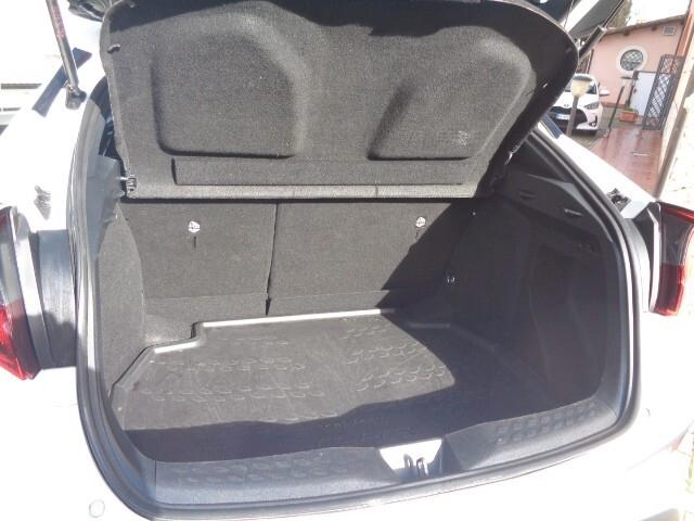 Toyota C-HR 1.8 Hybrid E-CVT Active BIANCO NO VINCOLO DI FINANZIAMENTO