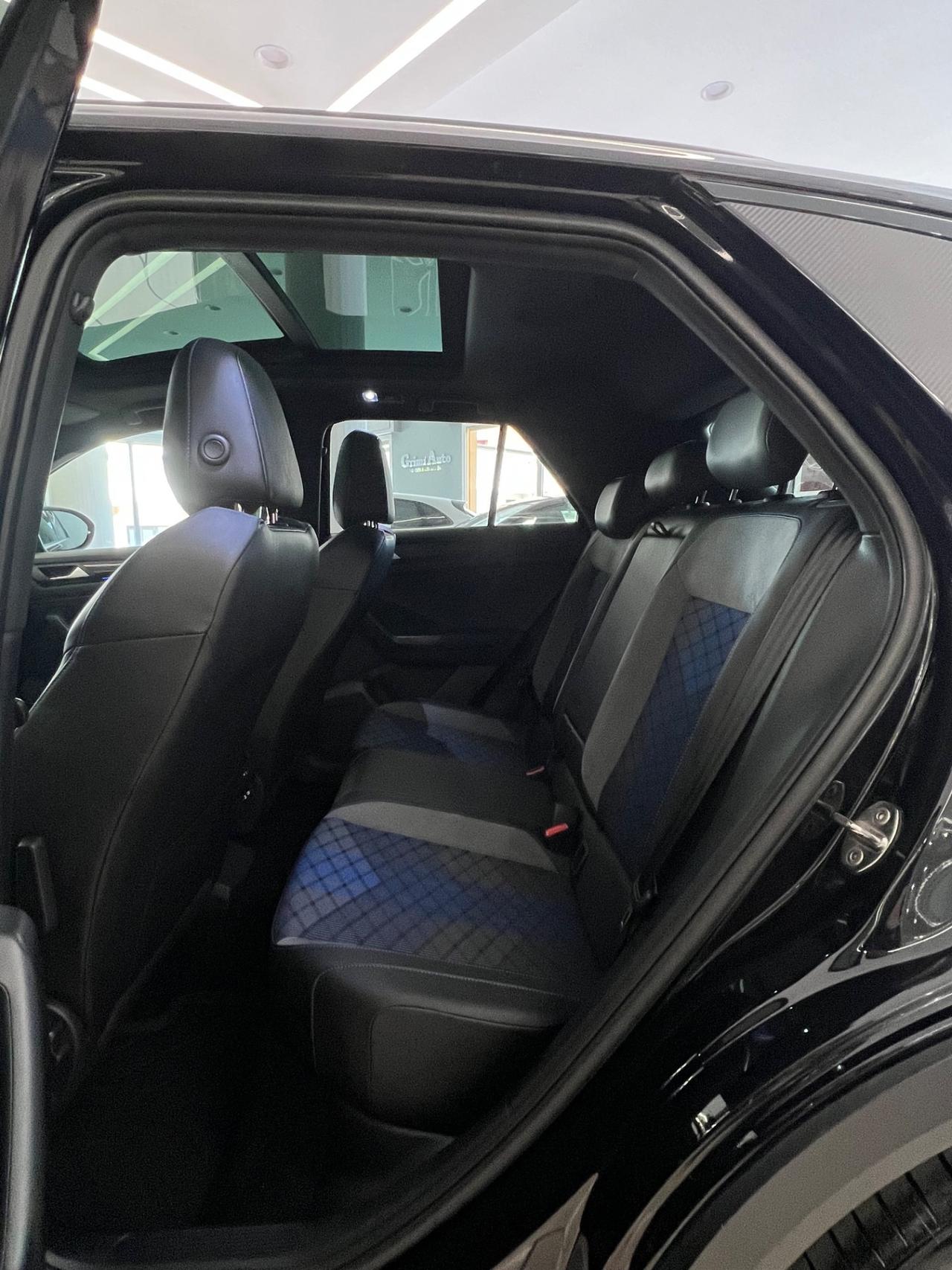 Volkswagen T-Roc R 2.0 TSI DSG 4MOTION BlueMotion Technology