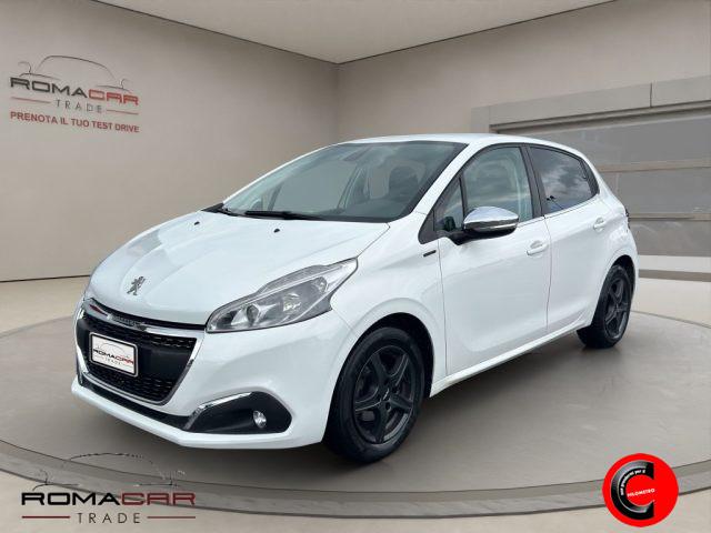 PEUGEOT 208 82cv 5 porte Signature DISTRIBUZIONE NUOVA!