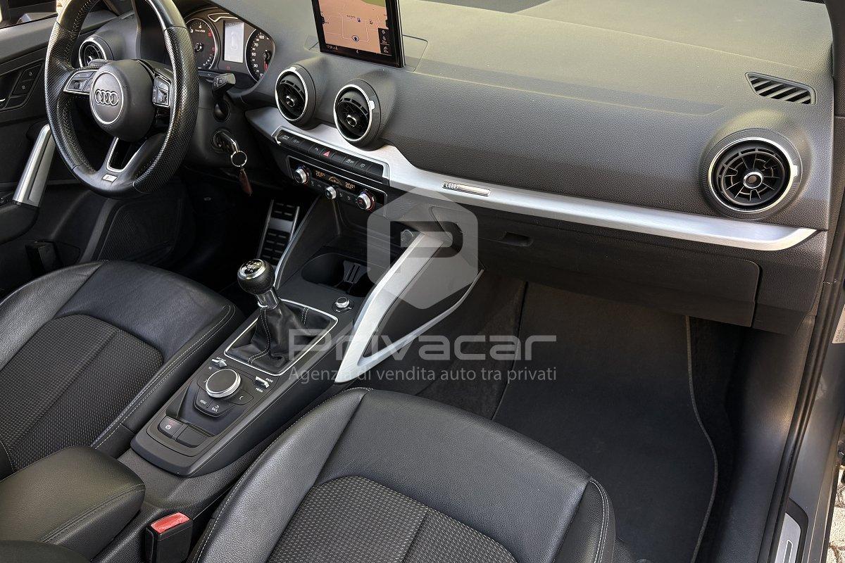 AUDI Q2 30 TDI S line Edition