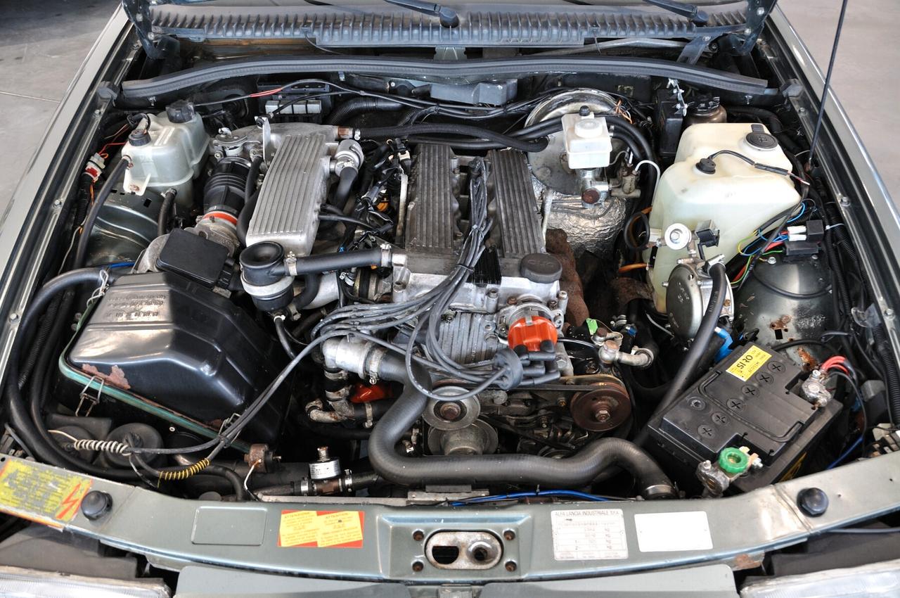 Alfa Romeo 75 2.0i TS 1a serie ASI CRS quadro arancio