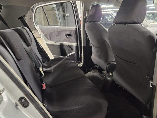 TOYOTA Yaris 1.3 5 porte Sol