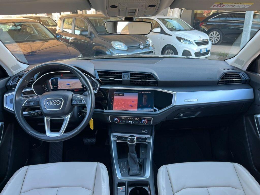 Audi Q3 40 TDI quattro S tronic Business Advanced