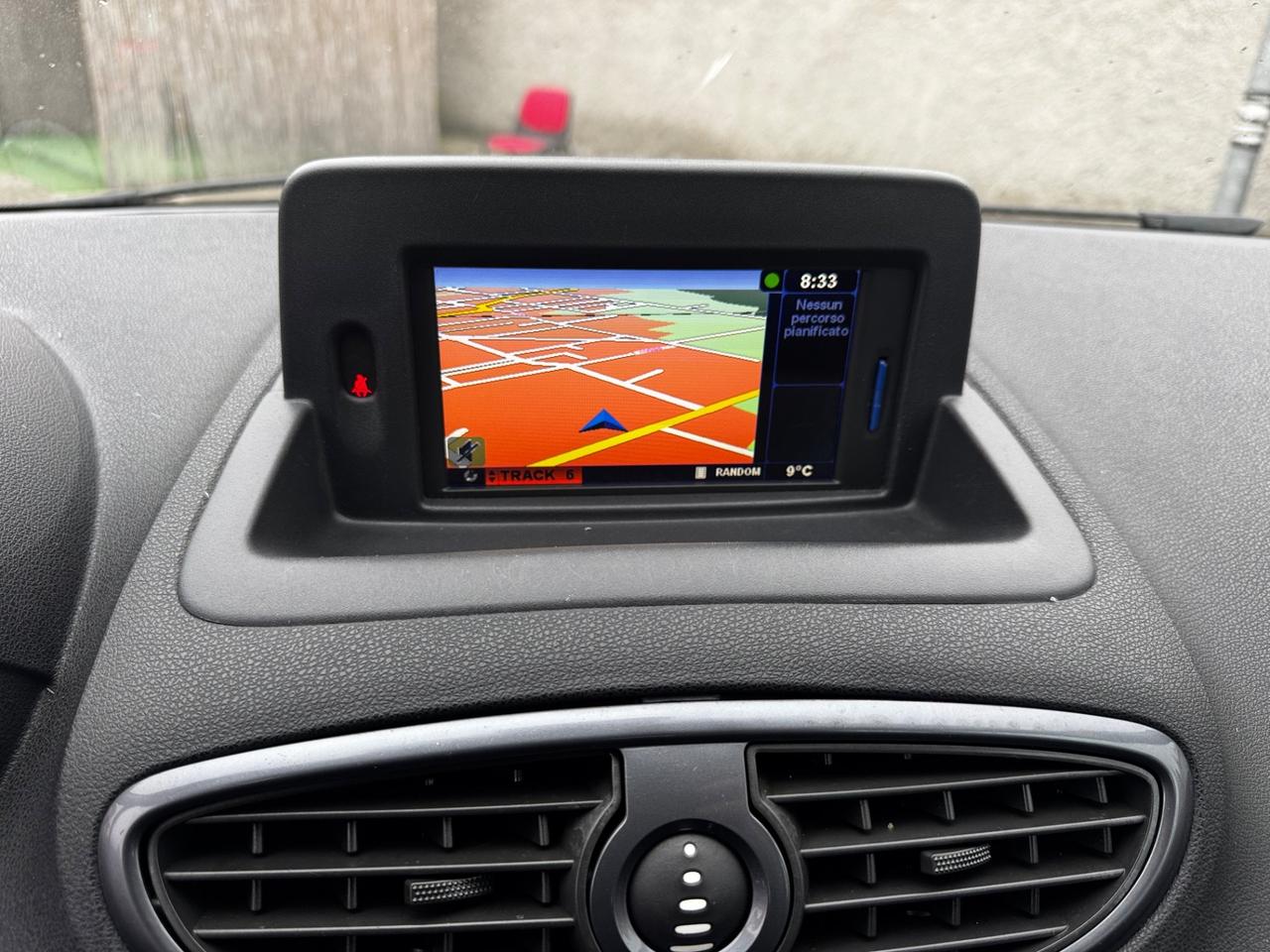 Renault Clio 1.5 dCi 85CV 5 porte con GANCIO TRAINO