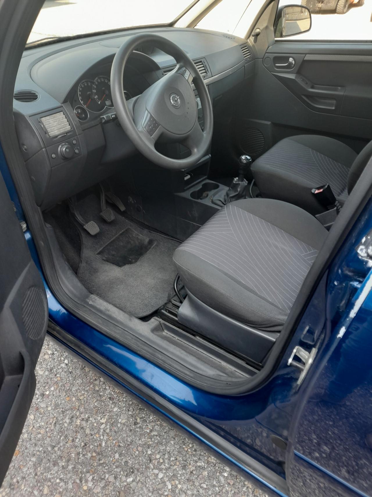 Opel Meriva 1.8 16V Cosmo