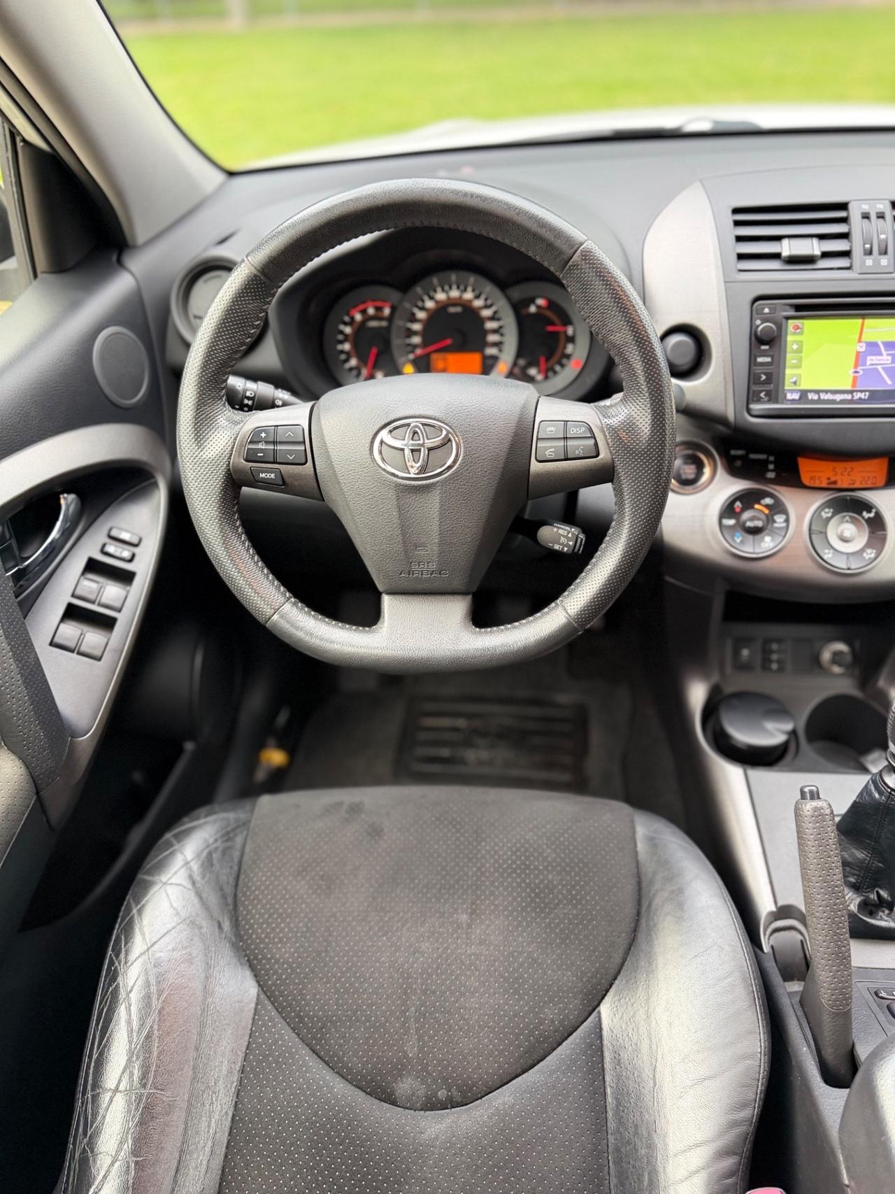 Toyota RAV 4 RAV4 Crossport 2.2 D-4D 150 CV Lounge