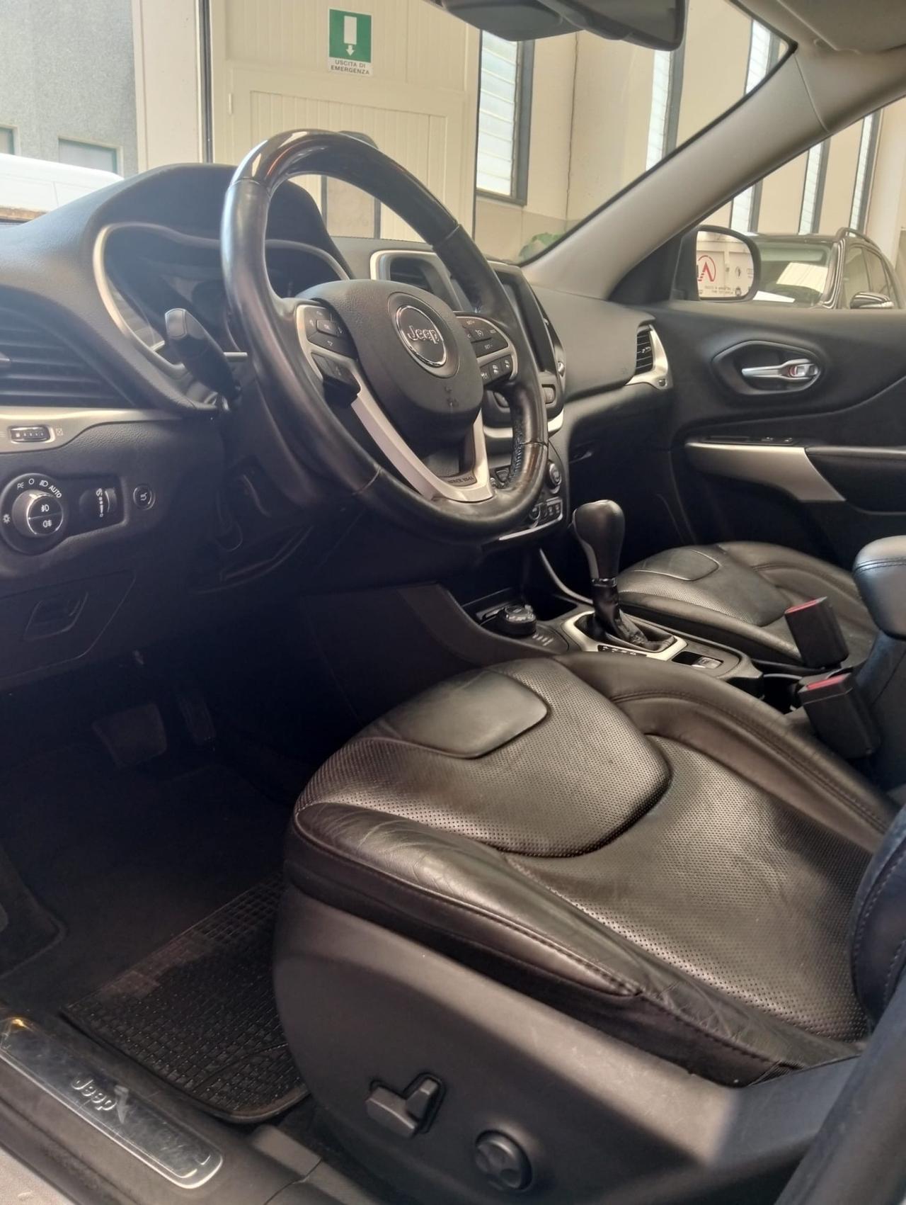 Jeep Cherokee 2.2 Mjt II 4WD Active Drive Overland