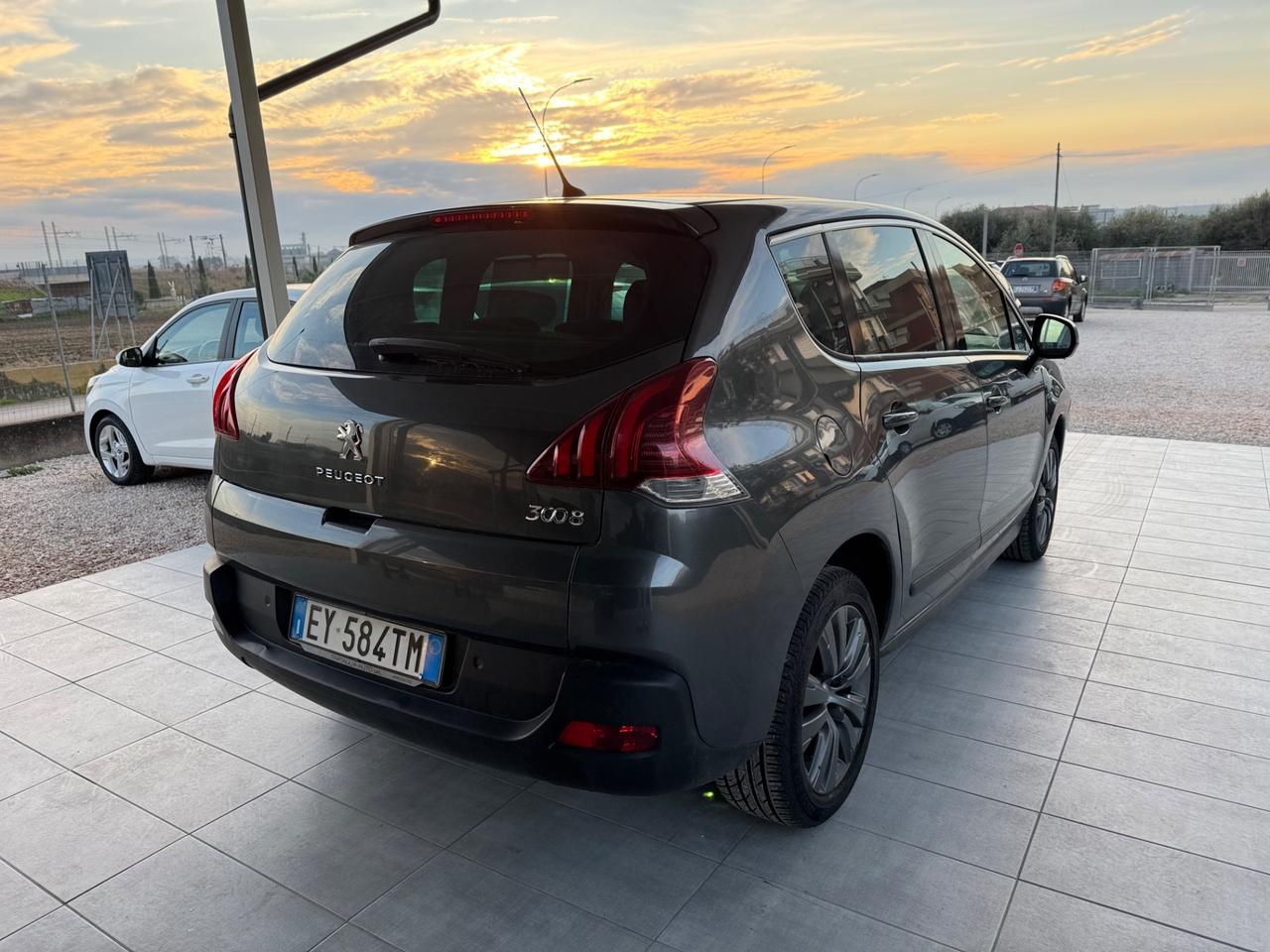 Peugeot 3008 1.6 HDi 115CV Active