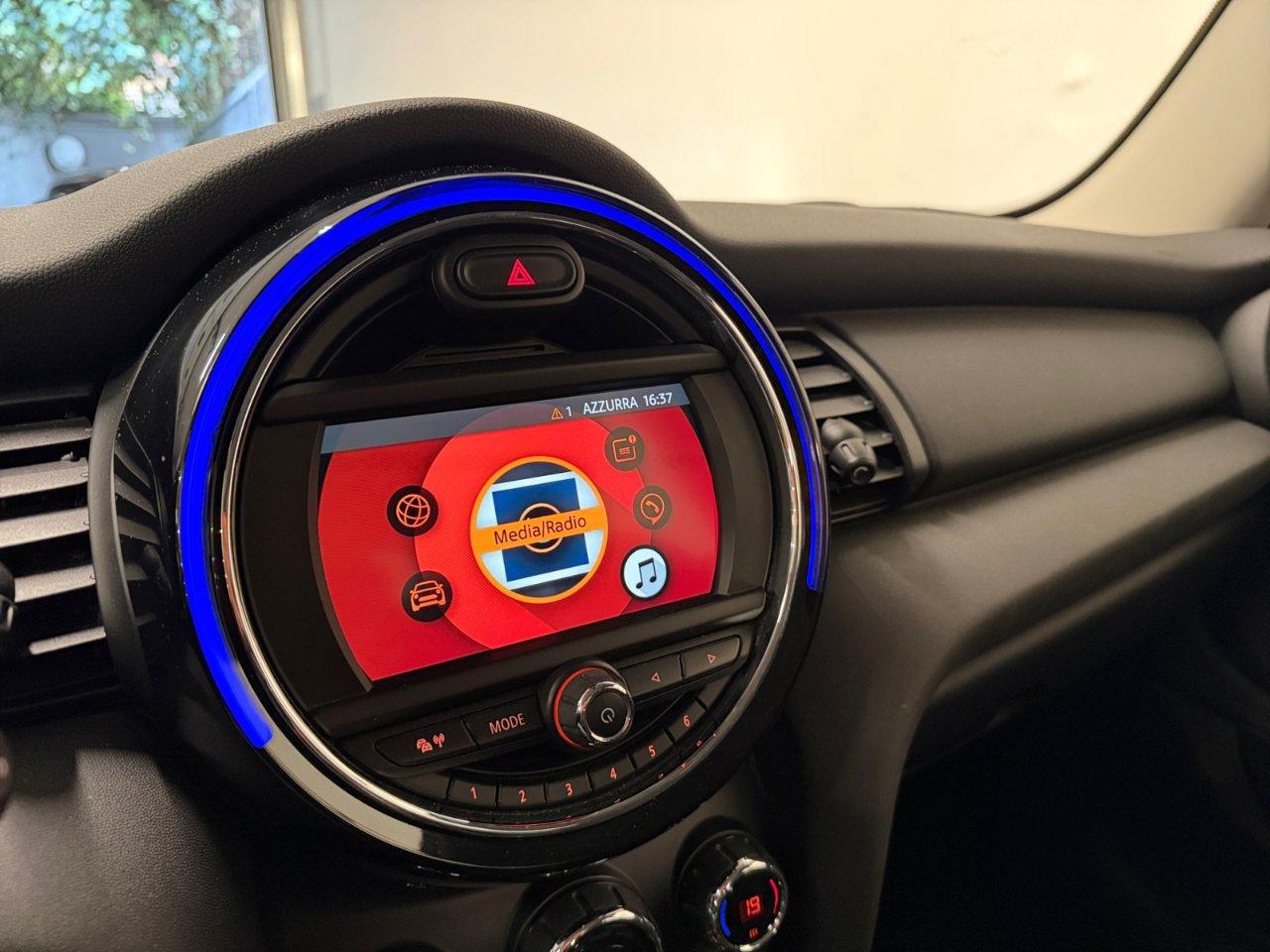 Mini 5 Porte One Baker Street 1.5 Twin Power Turbo 75cv