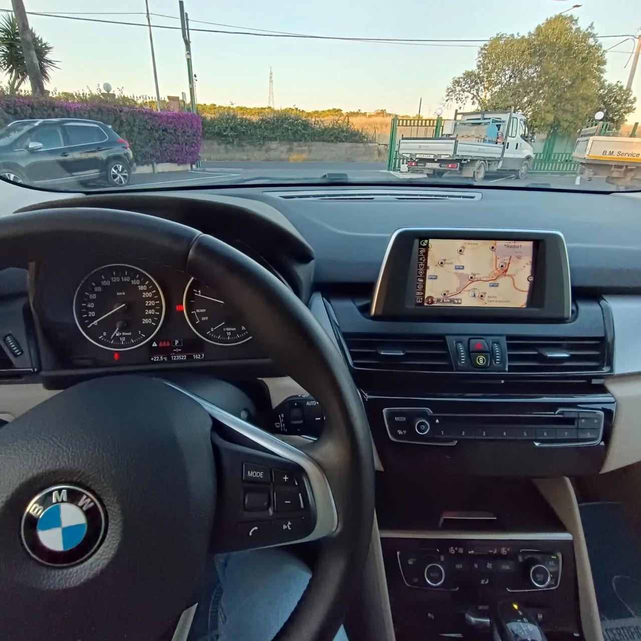 Bmw 2er Active Tourer 218d LUXURY