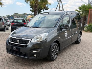 Peugeot Partner Tepee BlueHDi 100 Outdoor