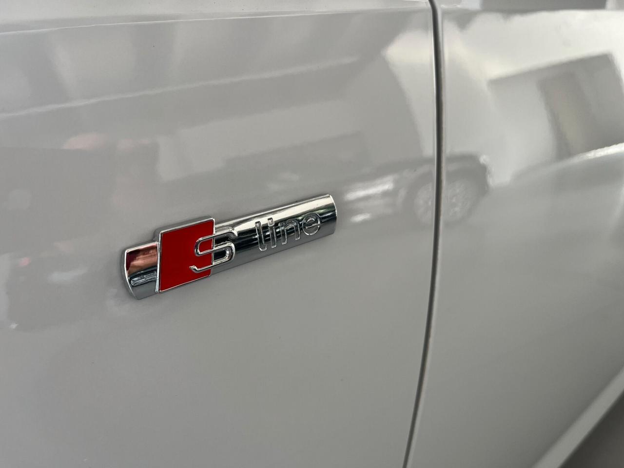 Audi A4 Avant 40 TDI S tronic S line edition- PERFETTA !!!