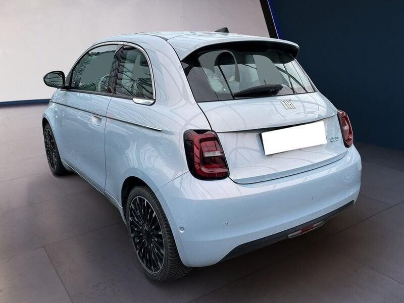 FIAT 500e 42 kWh La Prima