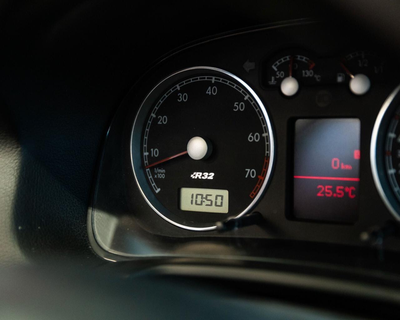 Volkswagen Golf 4 R32 - 85000 km - 2/3 Porte