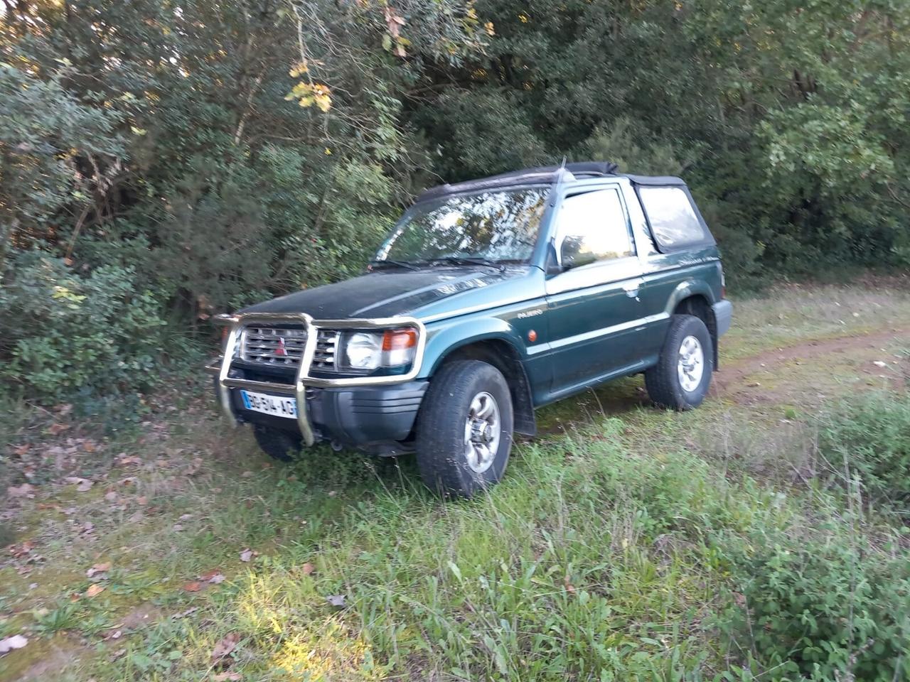 Mitsubishi Pajero Canvas Top vettura con certificazione ASI
