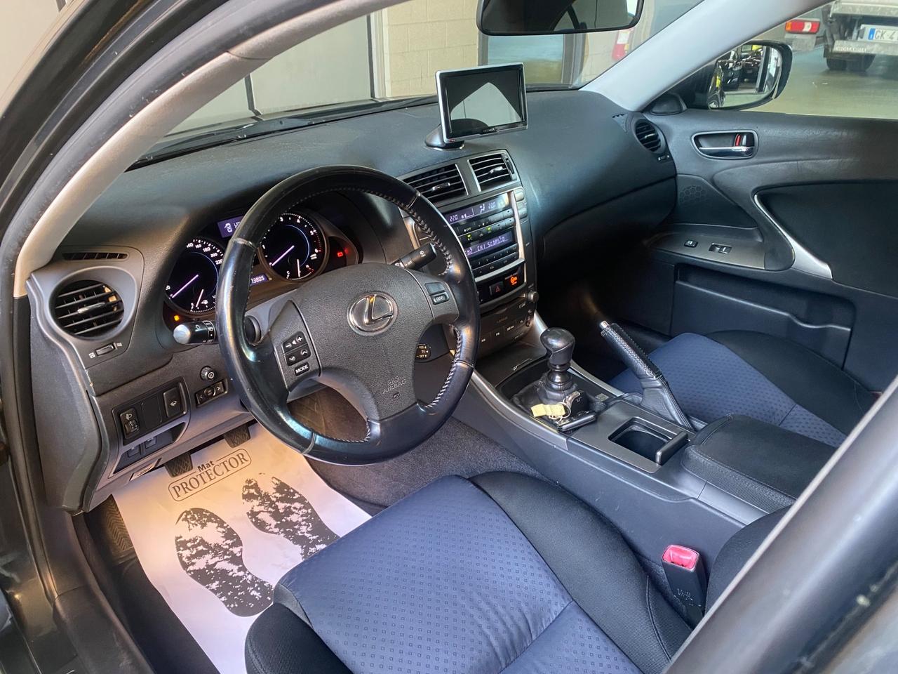Lexus IS 220d IS 220d MC Luxury