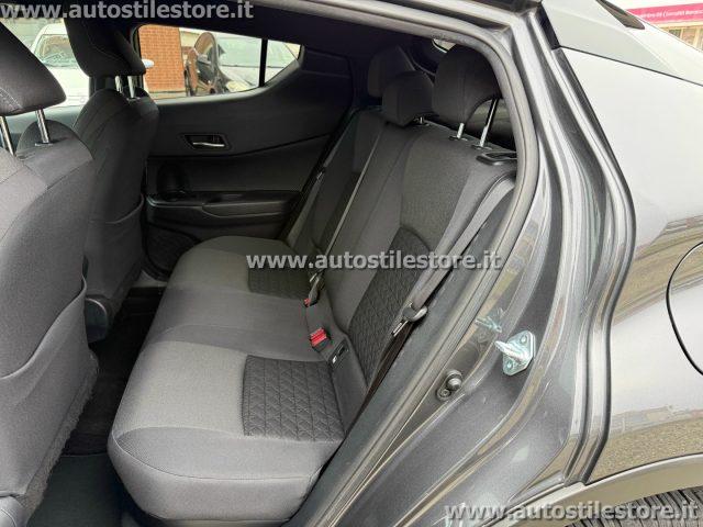 TOYOTA C-HR 1.8 Hybrid E-CVT Trend