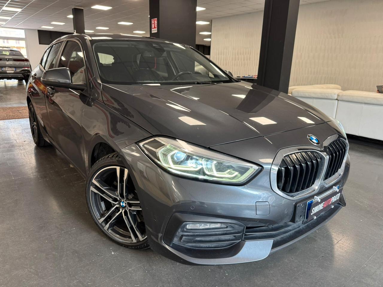 Bmw 118 118d 5p. Msport