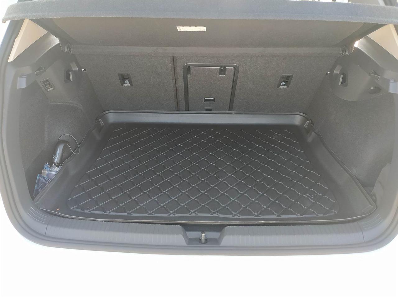 Volkswagen Golf Style 1.5 eHybrid PHEV 204C #12024