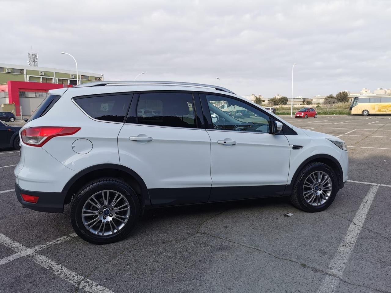 Ford Kuga Titanium ( 2” Serie ) 2.0 Tdci - 136 Cv 4 WD - Powershift