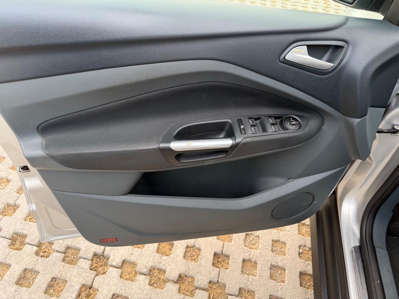 Ford C-Max 1.6 TDCi 115CV Titanium