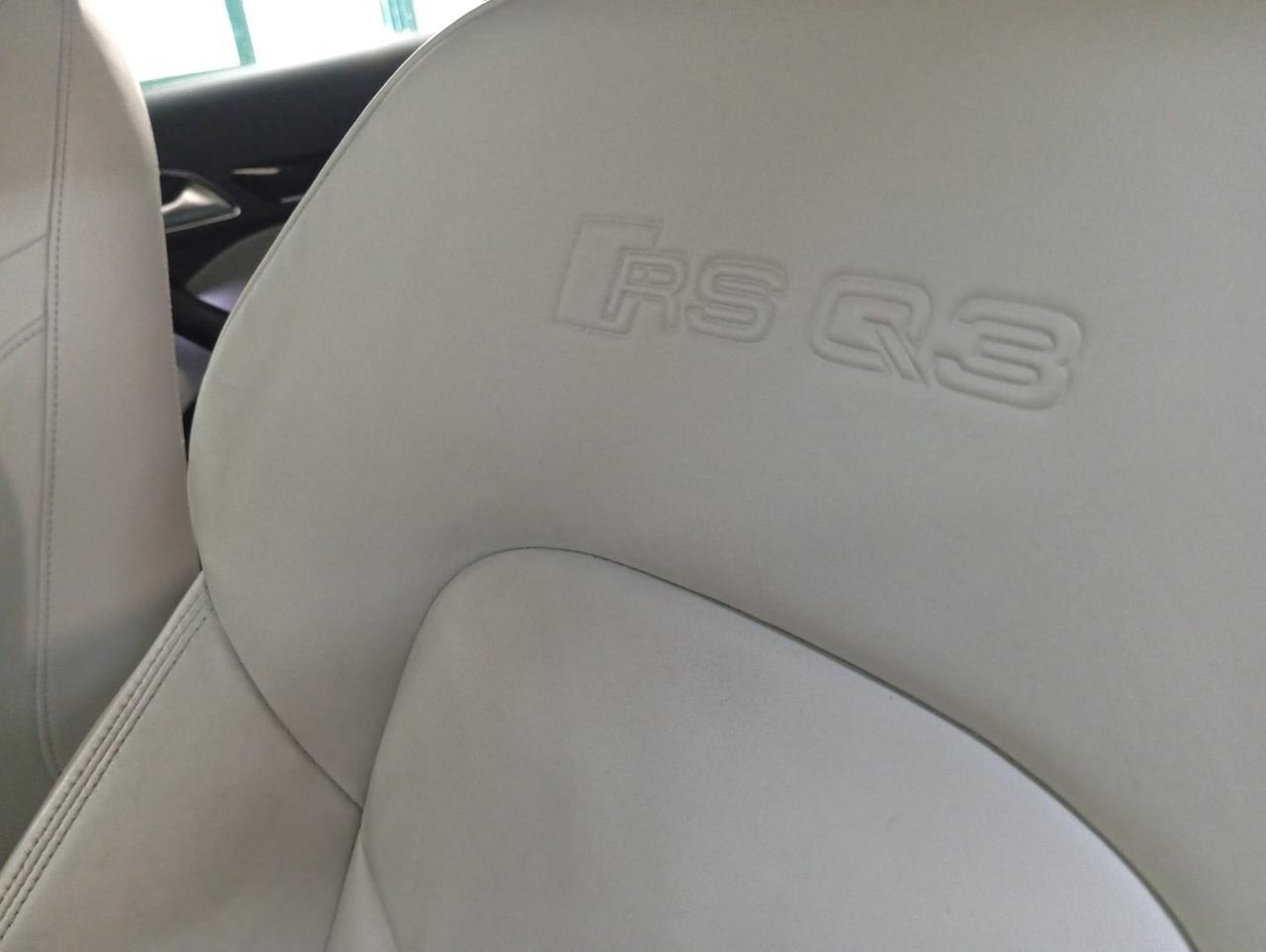 Audi Q3 RS 2.5 TFSI quattro S tronic