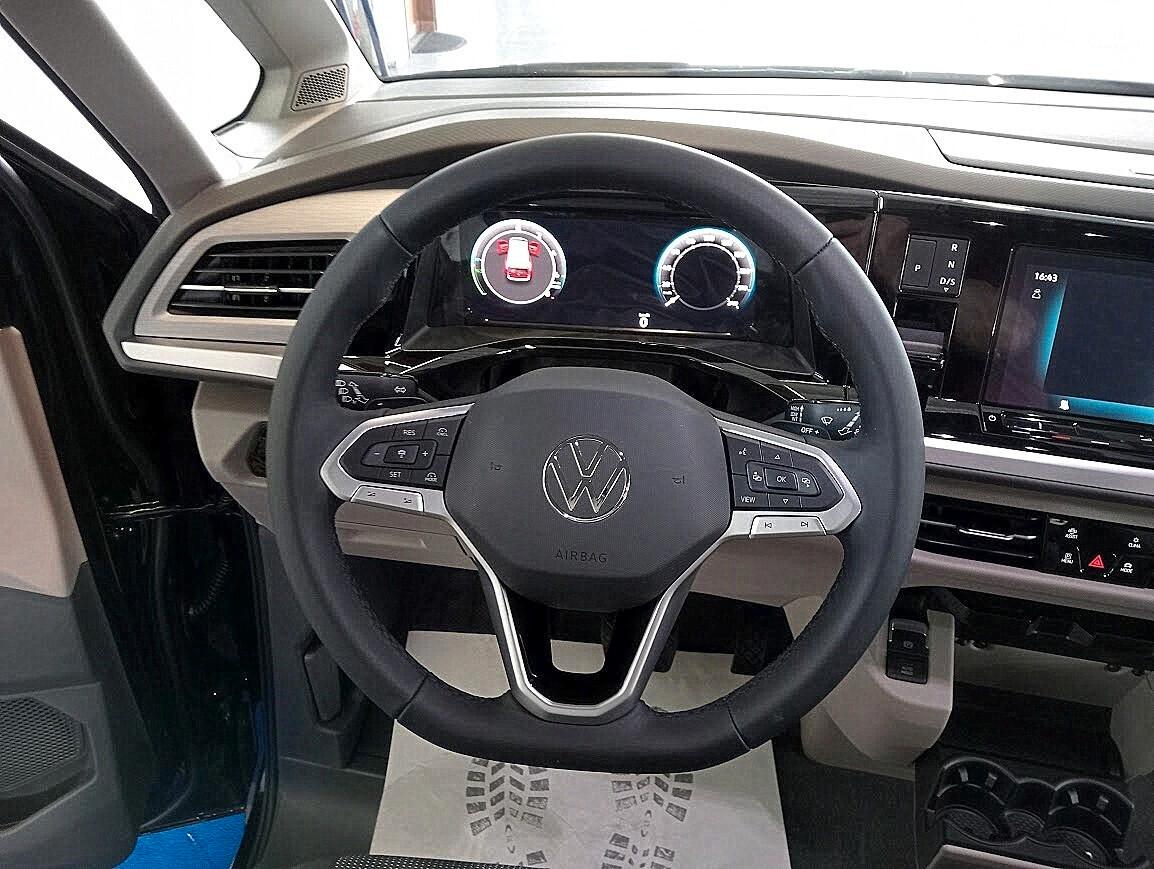 Volkswagen T7 Multivan 1.5 245cv PHEV 4MOTION 4X4 LIFE 7P PRONTA CONS