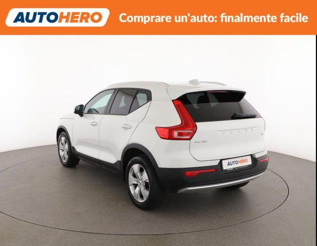 VOLVO XC40 T3 Geartronic Momentum Pro