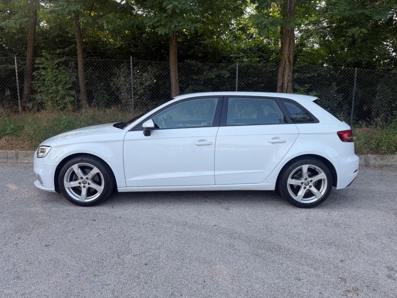 Audi A3 SPB 1.6 TDI Sport 110cv