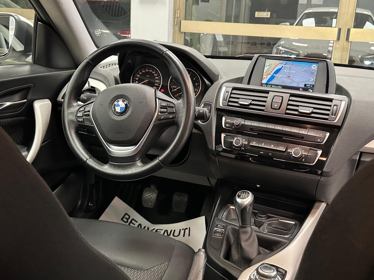 Bmw 116 116i 5p. Urban