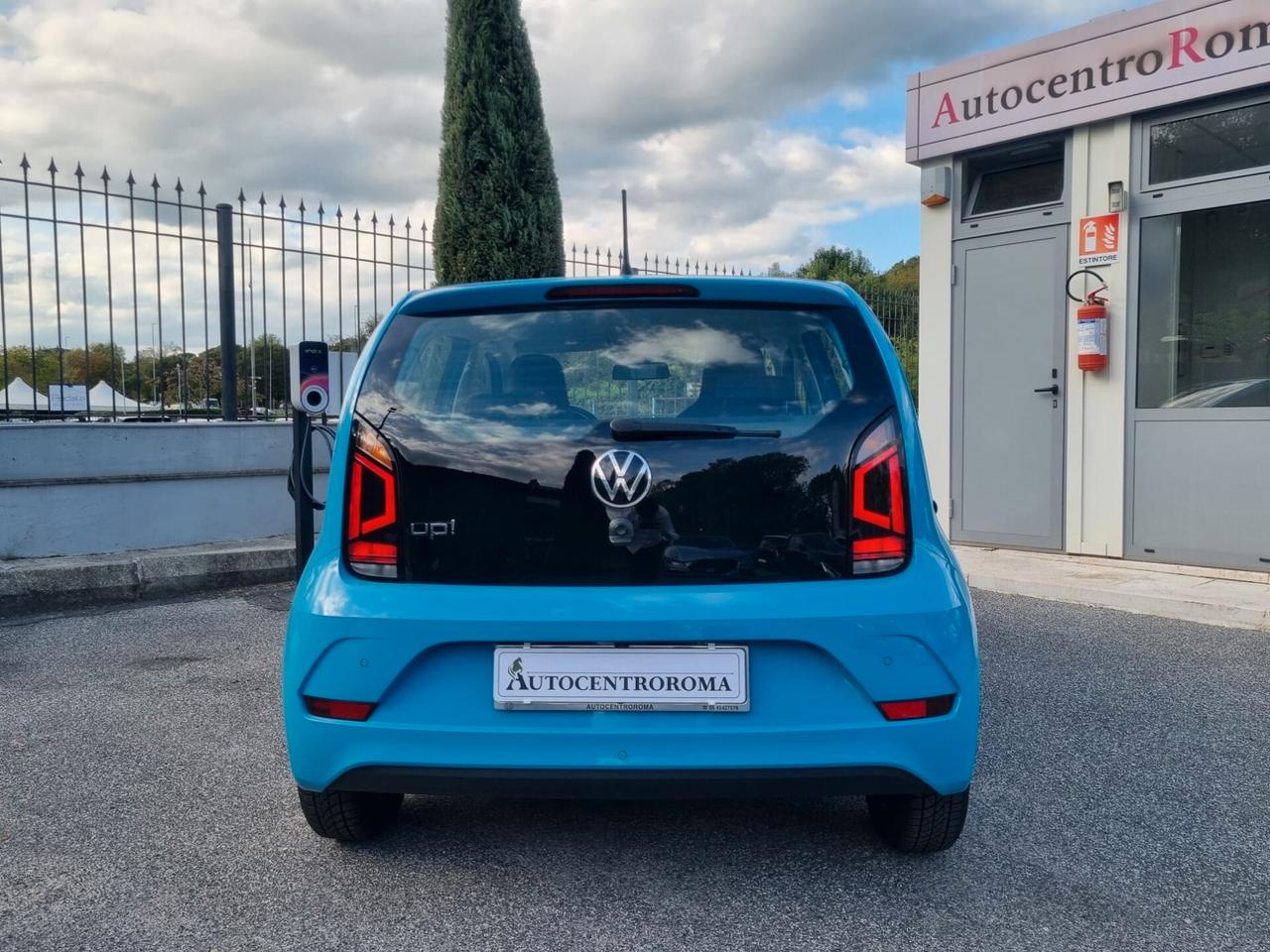 Volkswagen up!