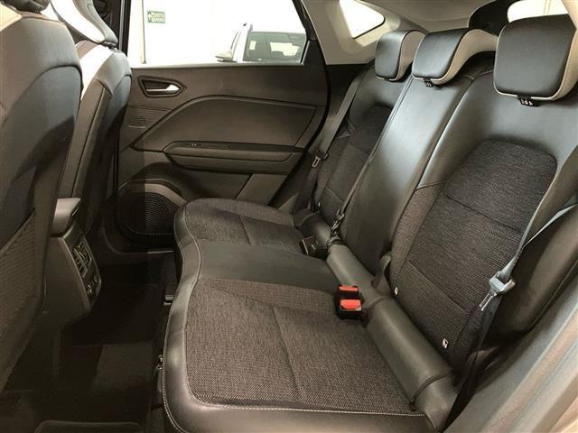 RENAULT Captur 1.6 E-Tech hybrid Techno Fast Track 145cv auto