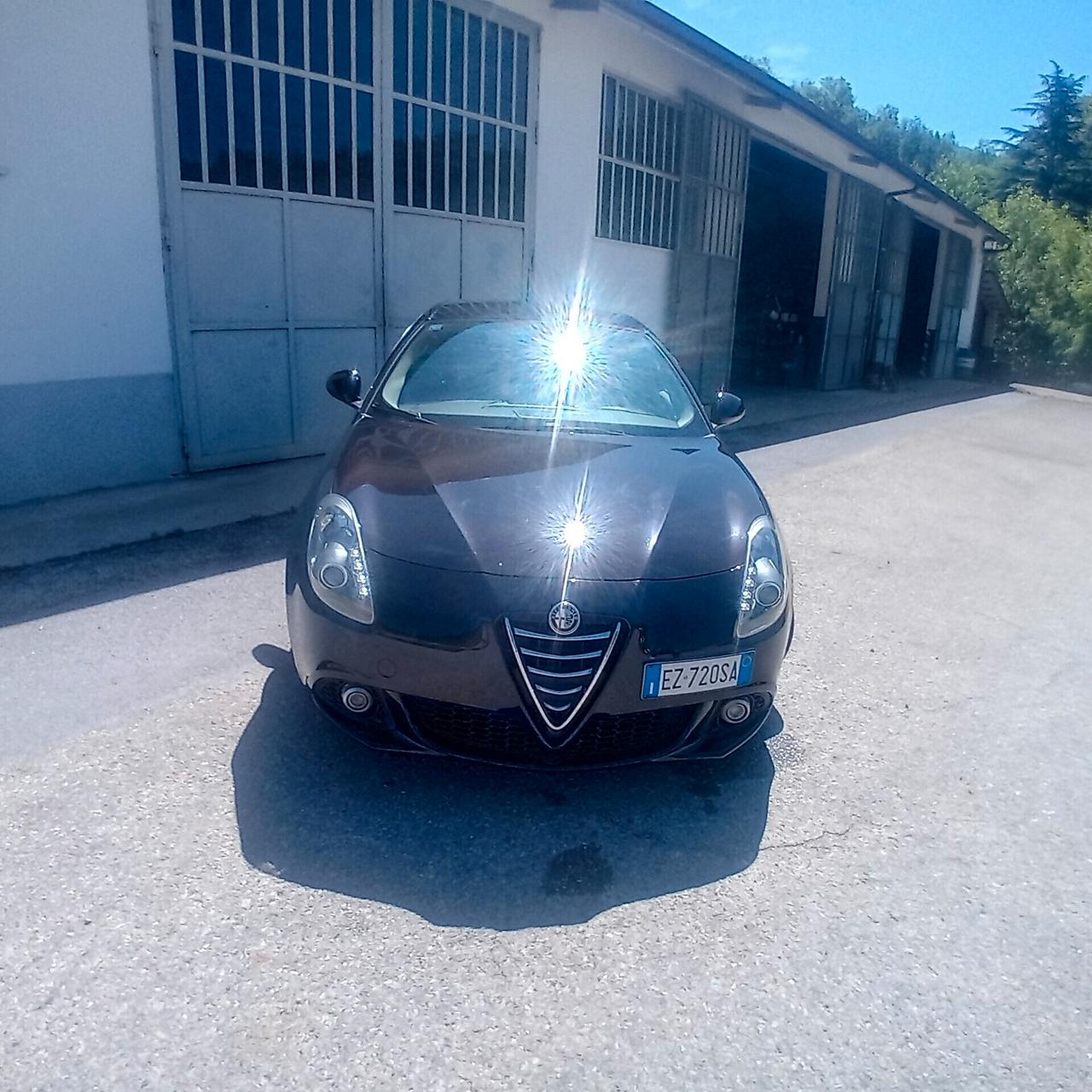 Alfa Romeo Giulietta 1.6 JTDm-2 105 CV Distinctive