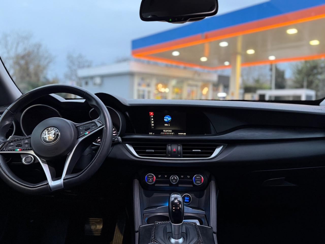 Alfa Romeo Stelvio 2.2 Turbodiesel 160 CV AT8 RWD Business