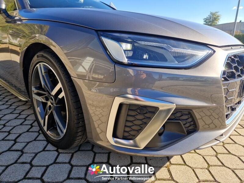 Audi A4 A4 Avant 30 TDI/136 CV S tronic S line edition