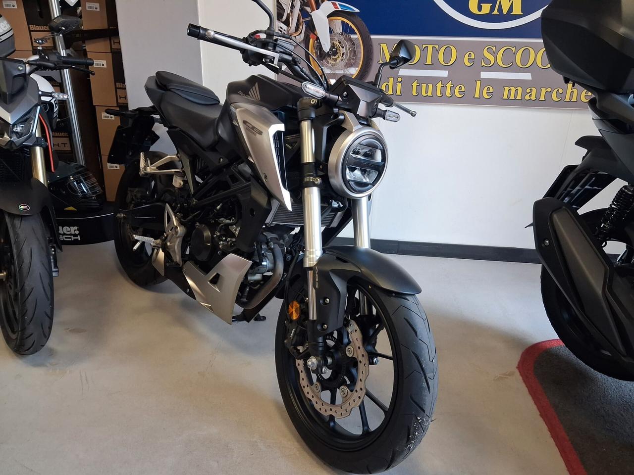 Honda CB 125 R ABS