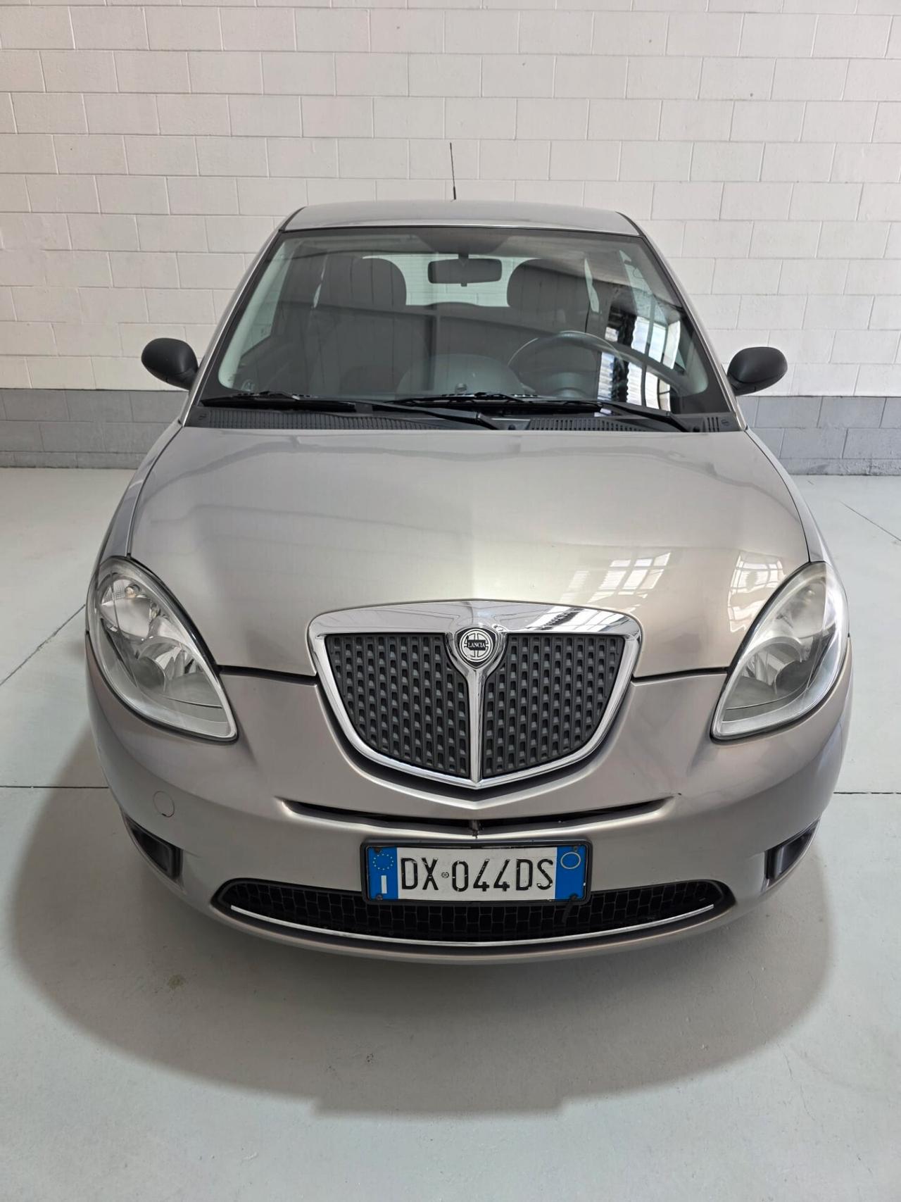 Lancia Ypsilon 1.4 Oro Ecochic GPL
