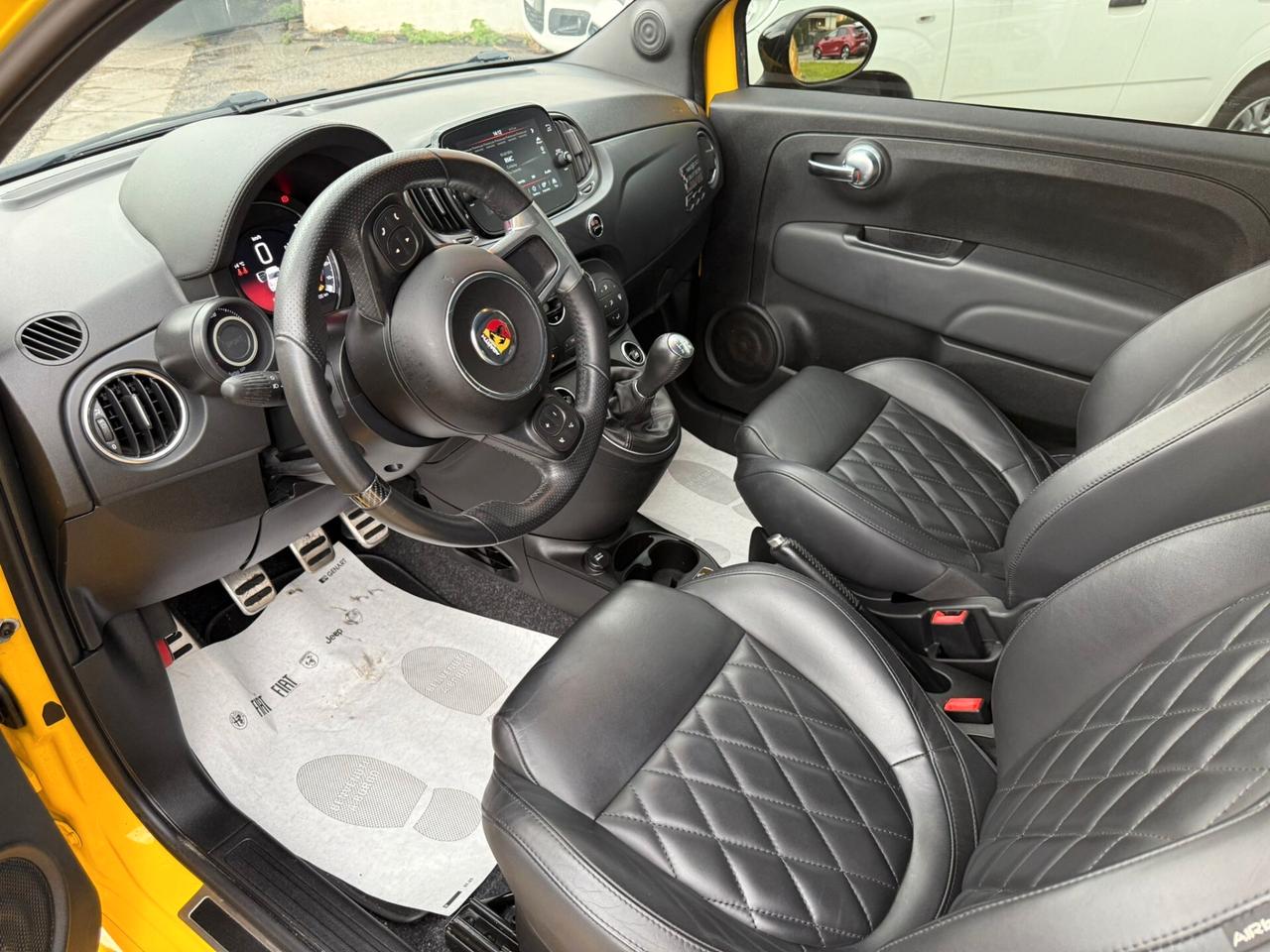 Abarth 595 F595 1.4 Turbo T-Jet 165 CV Speciale