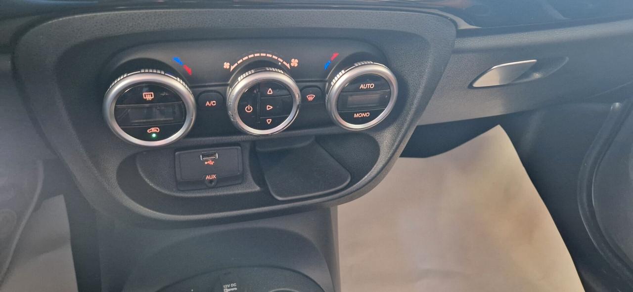 Fiat 500L 1.6 Multijet 105 CV Trekking UNIPROPRIETARIO TAGLIANDATA