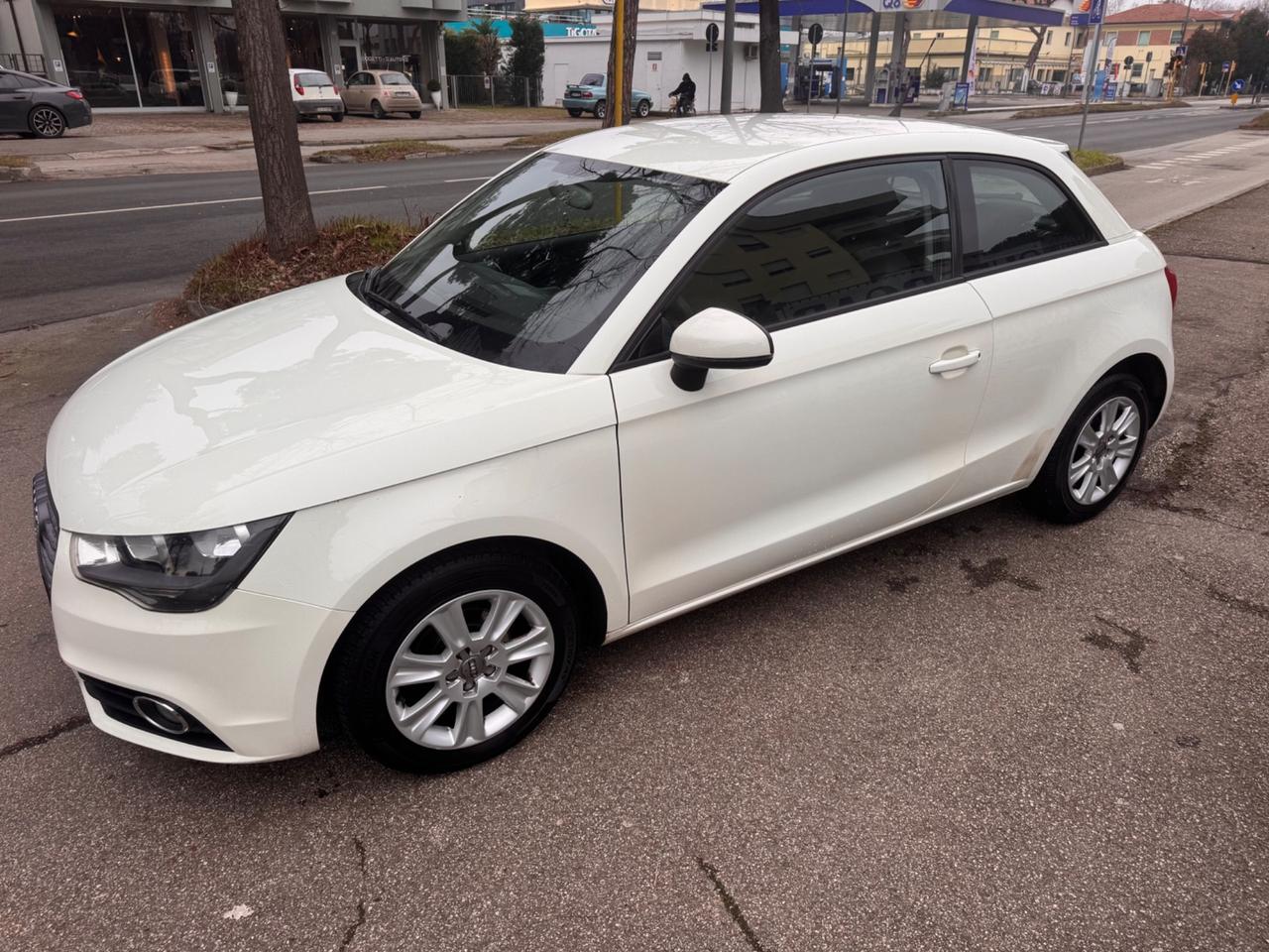 Audi A1 1.2 TFSI neopaten garanzia 12 mesi